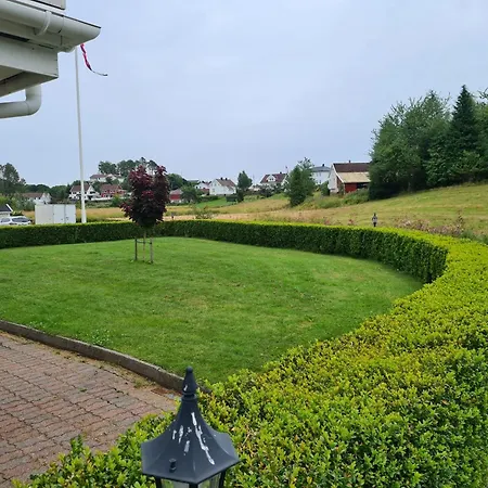 Дом отдыха House I Mandal With 5 Bedrooms